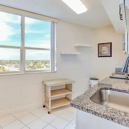 Harbour Beach Resort Daytona Beach Room photo